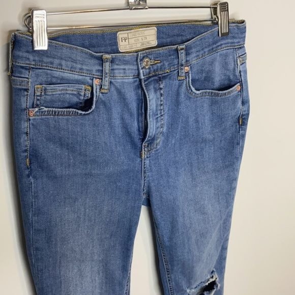 Free people Jeans: Size 27R - Picture 3 of 6